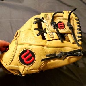 Youth 11" A500 Wilson Baseball glove leather